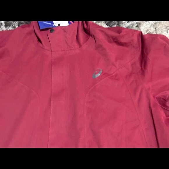Size Large Asics Mens Dark Red Long Sleeve Lightweight Hooded Accelerate Jacket - Picture 2 of 3